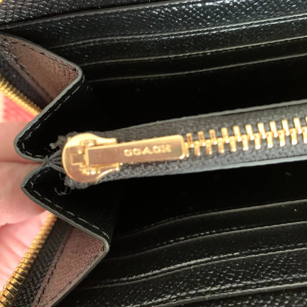 Coach Full Size Wallet - Brand New - Picture 9 of 12